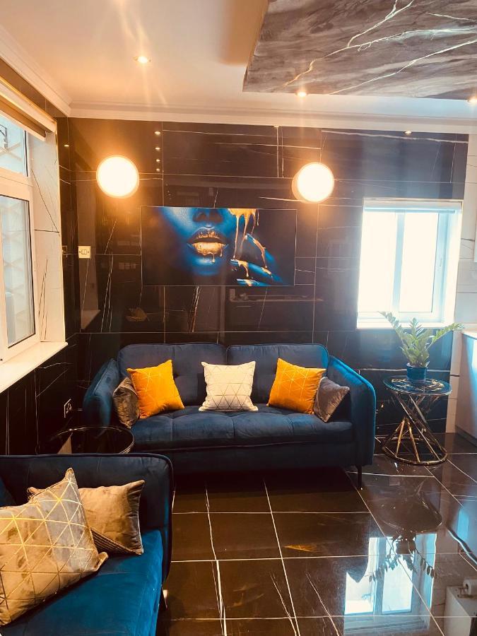 סנגלאה Azure Gold Apartment מראה חיצוני תמונה
