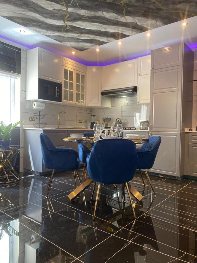 סנגלאה Azure Gold Apartment מראה חיצוני תמונה
