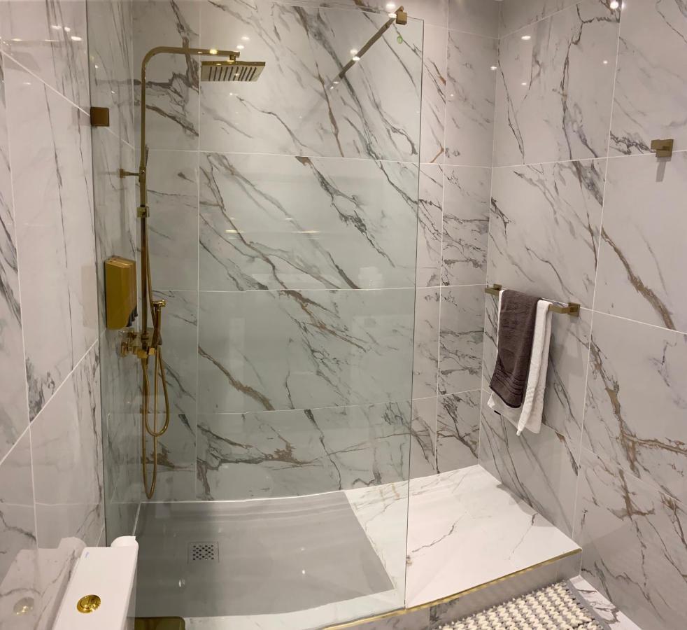 סנגלאה Azure Gold Apartment מראה חיצוני תמונה