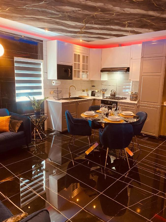סנגלאה Azure Gold Apartment מראה חיצוני תמונה